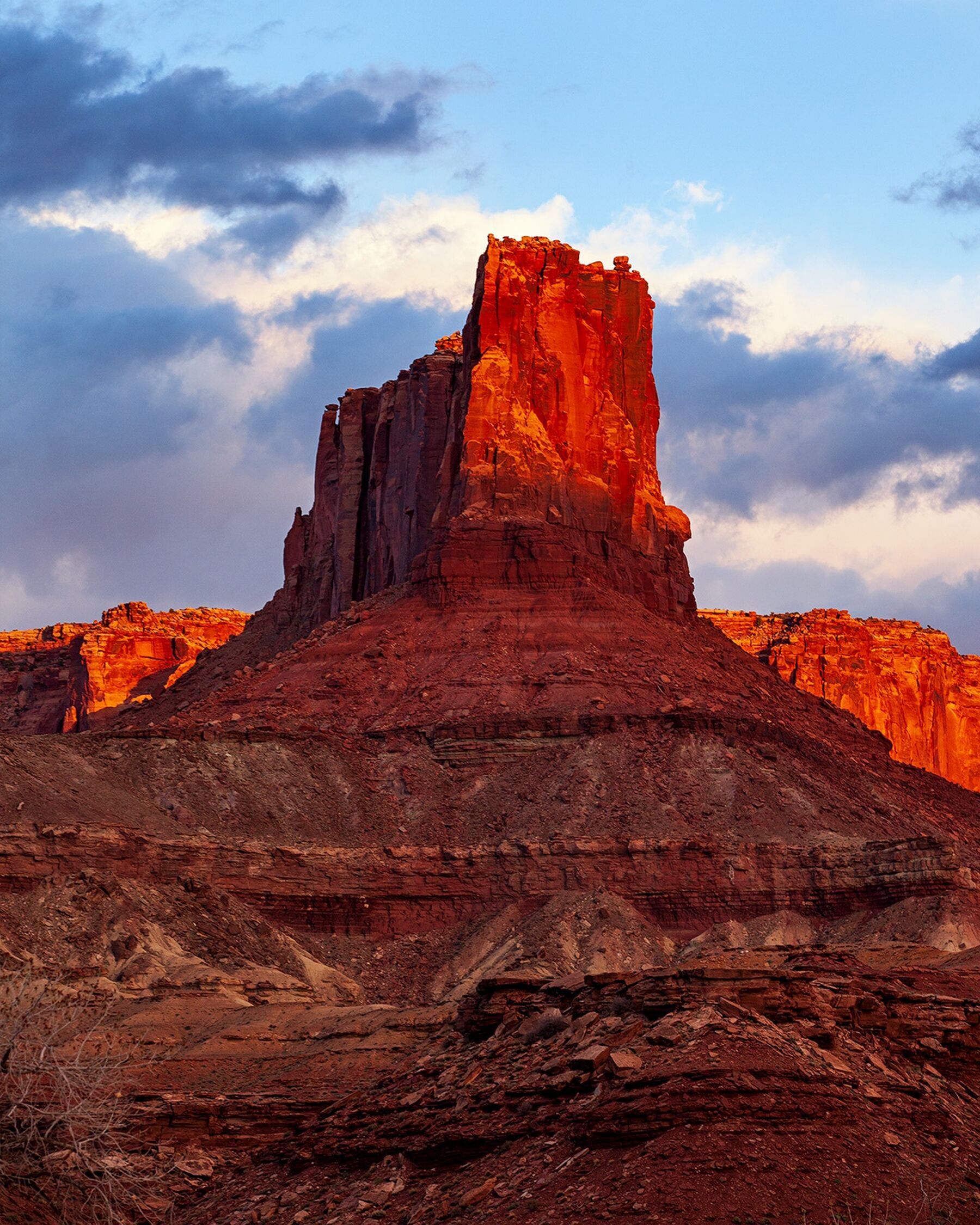 Sandstone tower lit by the setting sun in Canyonlands National Park, Utah