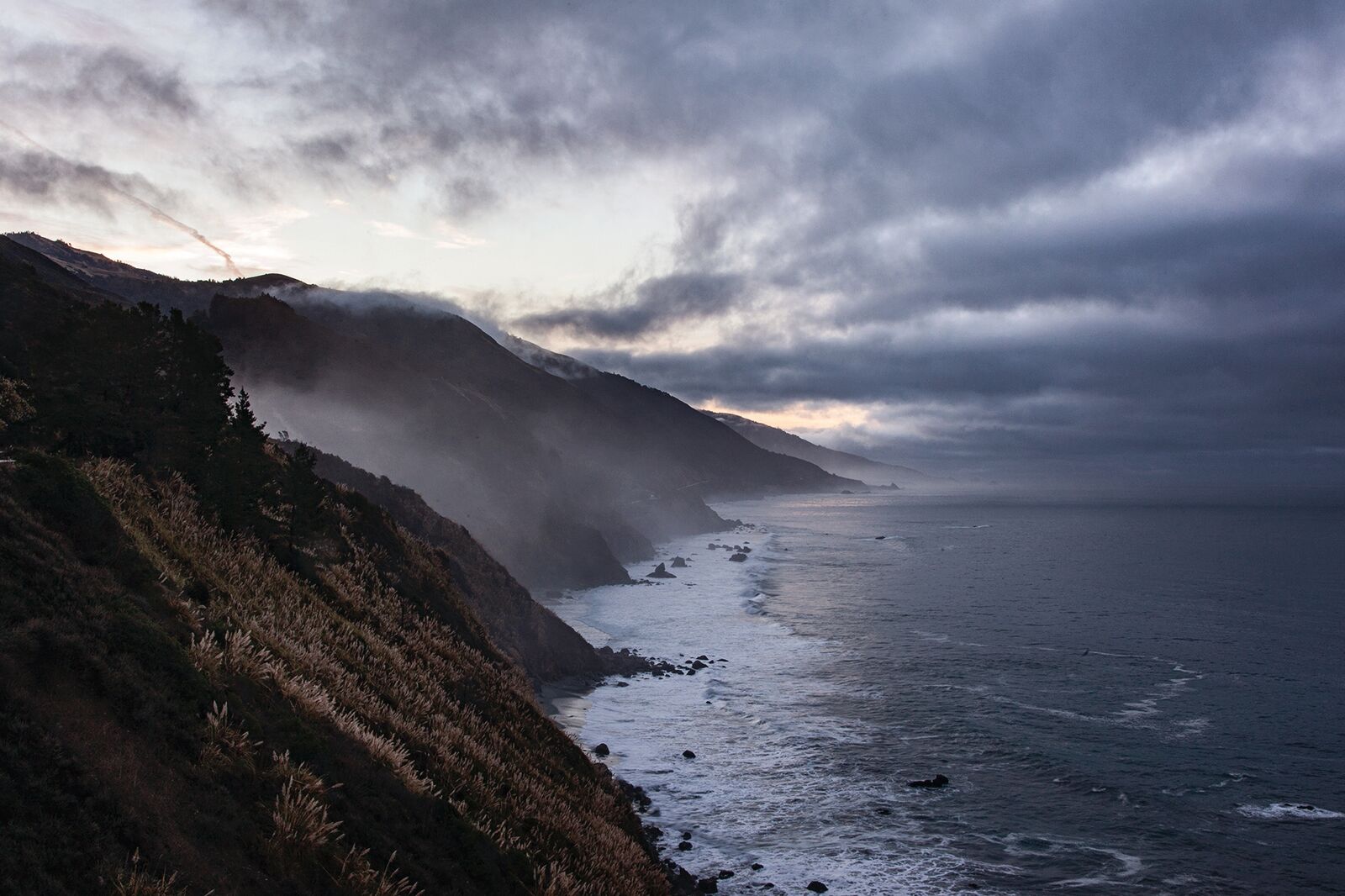 A cloudy sky over the coastline of Big Sur in California